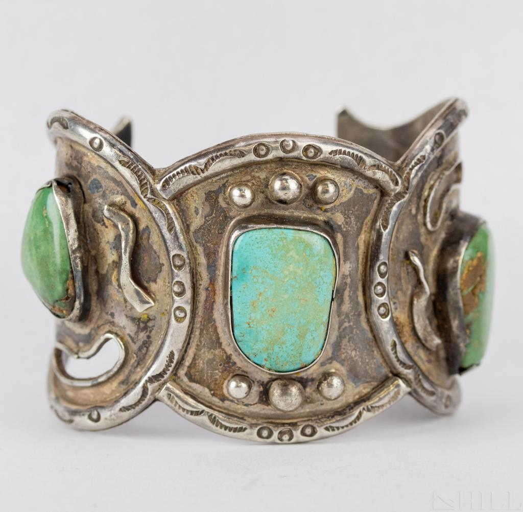 Native American Silver Navajo Turquoise Bracelet (1 of 4)