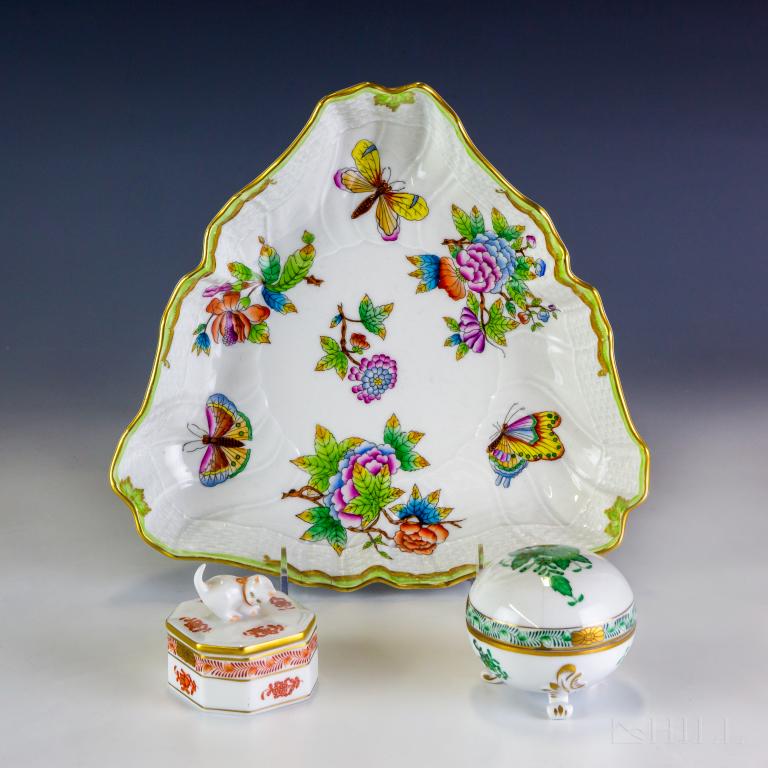 Herend Hungary LOT Porcelain Centerpiece & Boxes (1 of 6)