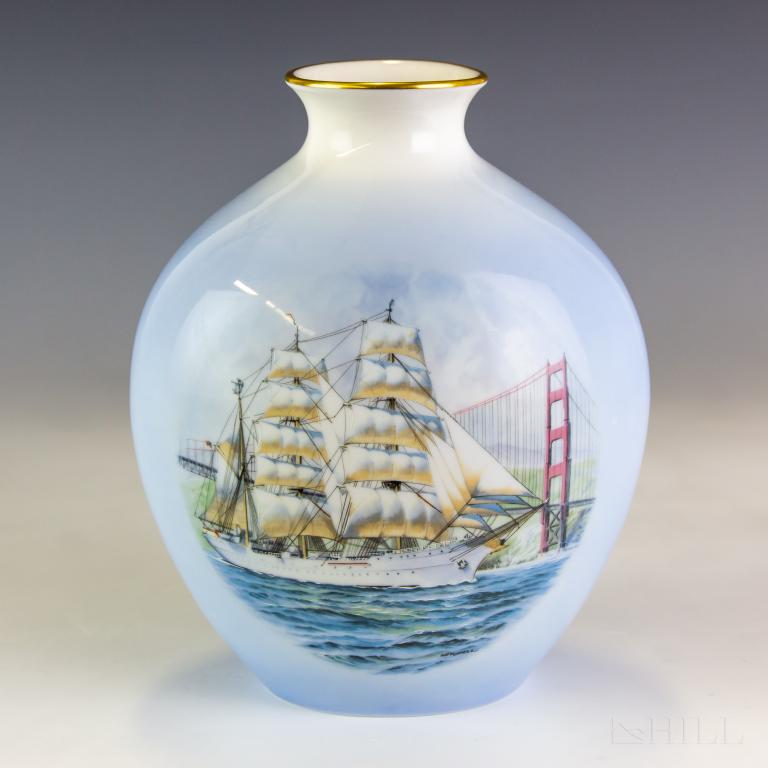 Bing & Grondahl Copenhagen Windjammer Eagle Vase (1 of 6)