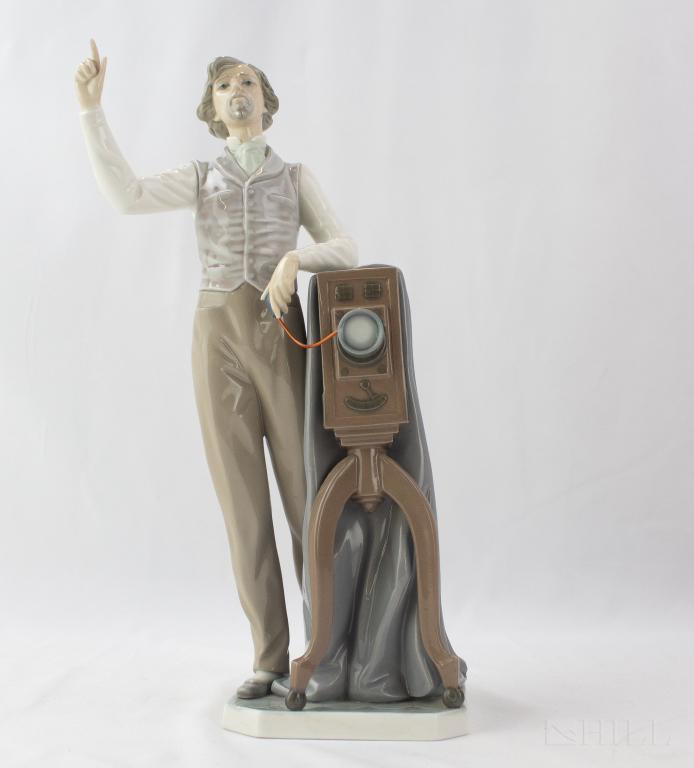 LLADRO Photographer Say Cheese #5195 Glazed Figure (1 of 5)