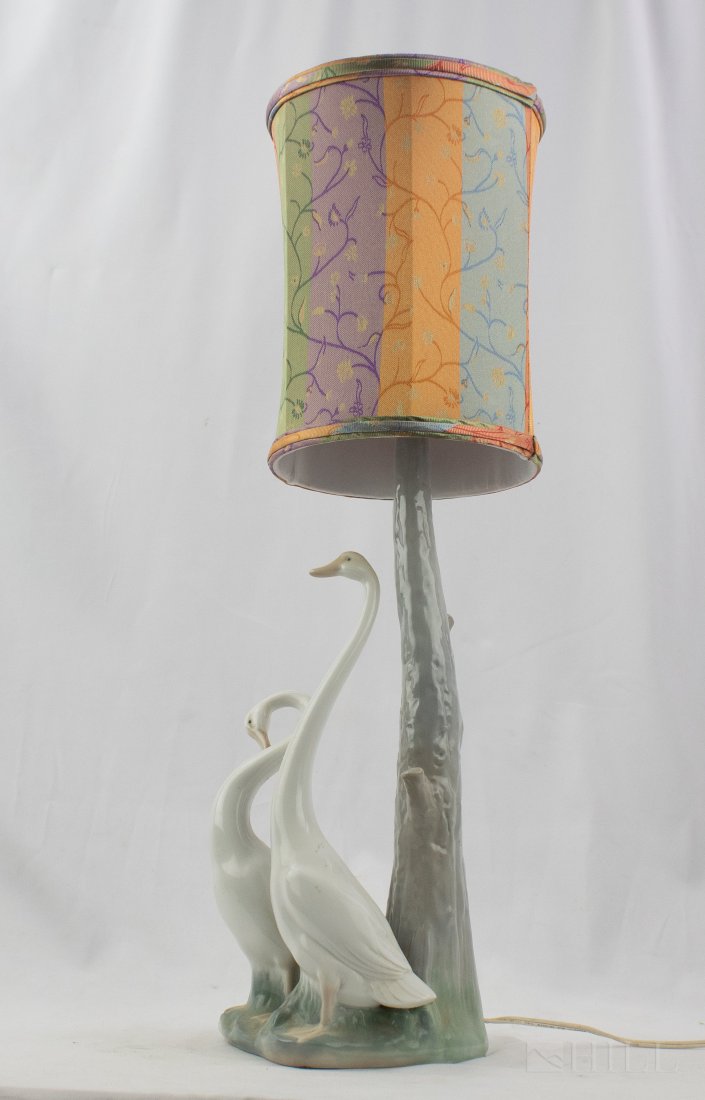 NAO by LLADRO Spanish Porcelain Table Lamp RARE (1 of 6)