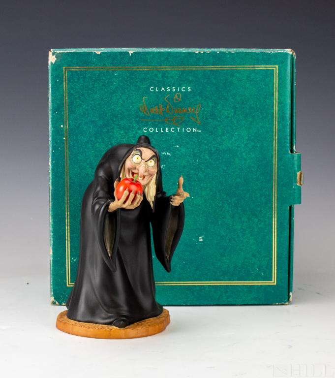 WDCC Disney Snow White Take The Apple Dearie Witch: Classic Walt Disney Collections Witch from Snow White and the Seven Dwarfs "Take The Apple, Dearie" Disney's Snow White. 1995-1996 Event Sculpture. No COA. Approximately 4 1/2 in. x 4 in. x 6 in. Good