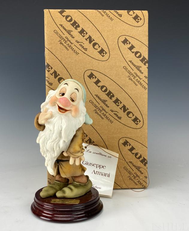 Giuseppe Armani Disney Snow White Sleepy Figure (1 of 5)