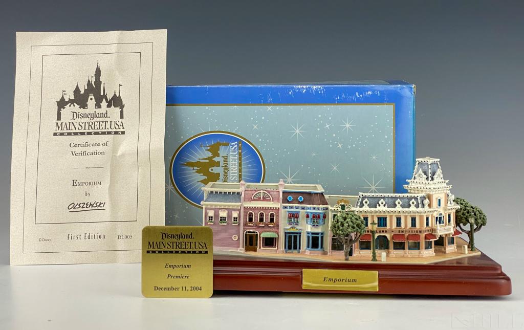 Olszewski Disney Main Street Emporium LE w/Box (1 of 7)