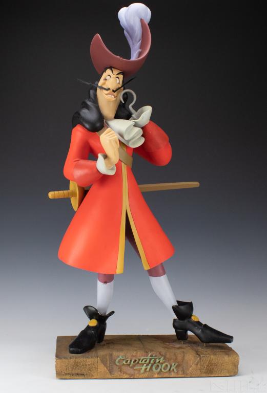 Disney Big Figure Captain Hook on Wood Stand 20" (1 of 4)