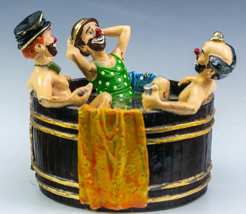 Ron Lee Clowns Bathing In Barrel 1981 Figurine (1 of 6)