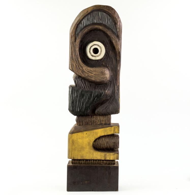 Klee Wyck Emily Carr Carved Wood Totem Sculpture: Signed Klee Wyck carved Native American Inuite totem carving. Features polychrome decoration on a stylized figural form. Bears Klee Wyck, sold attributed to Emily Carr. Comes from an old Palm Beach es
