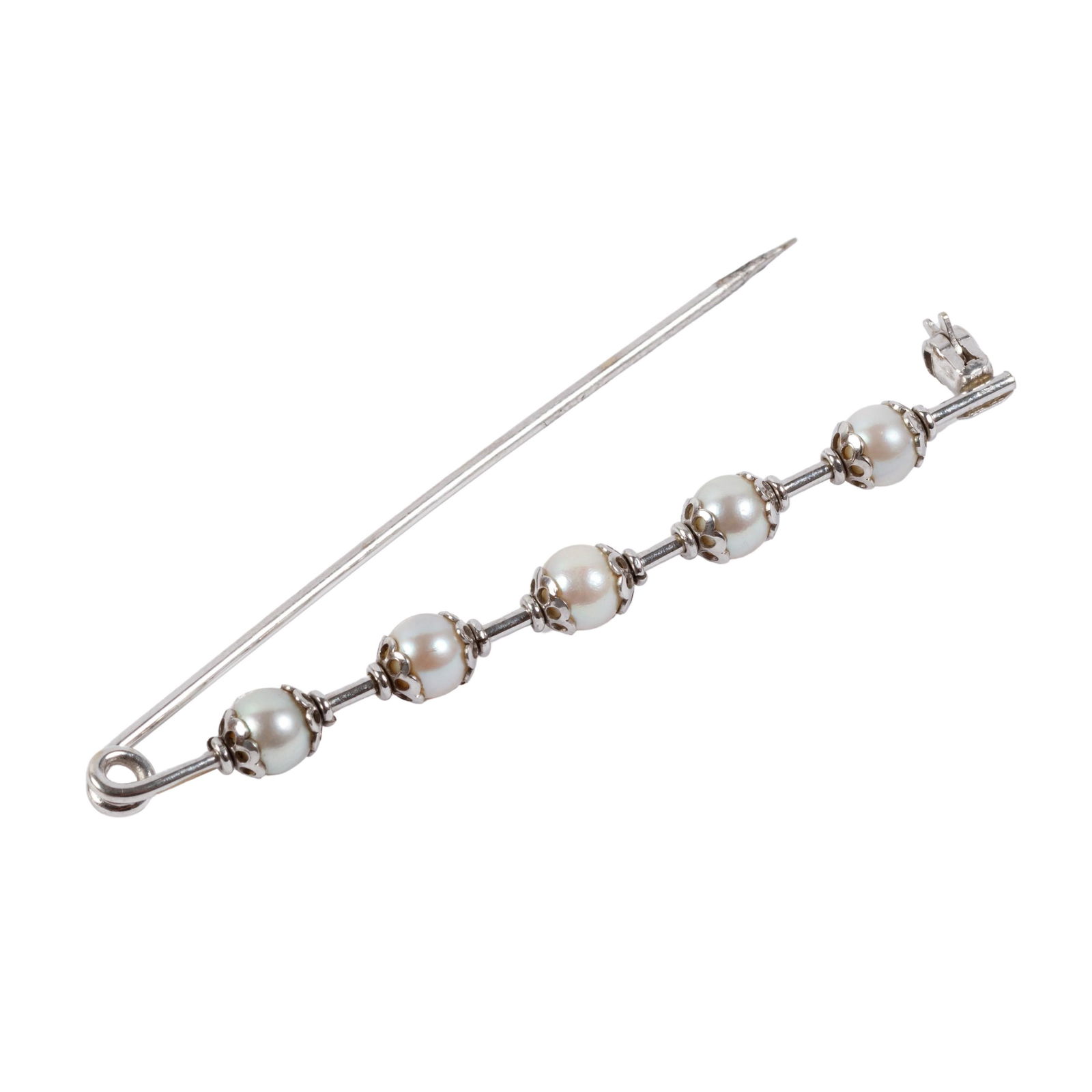 18k White Gold Salt Water Cultured Akoya Pearl Pin (1 of 5)