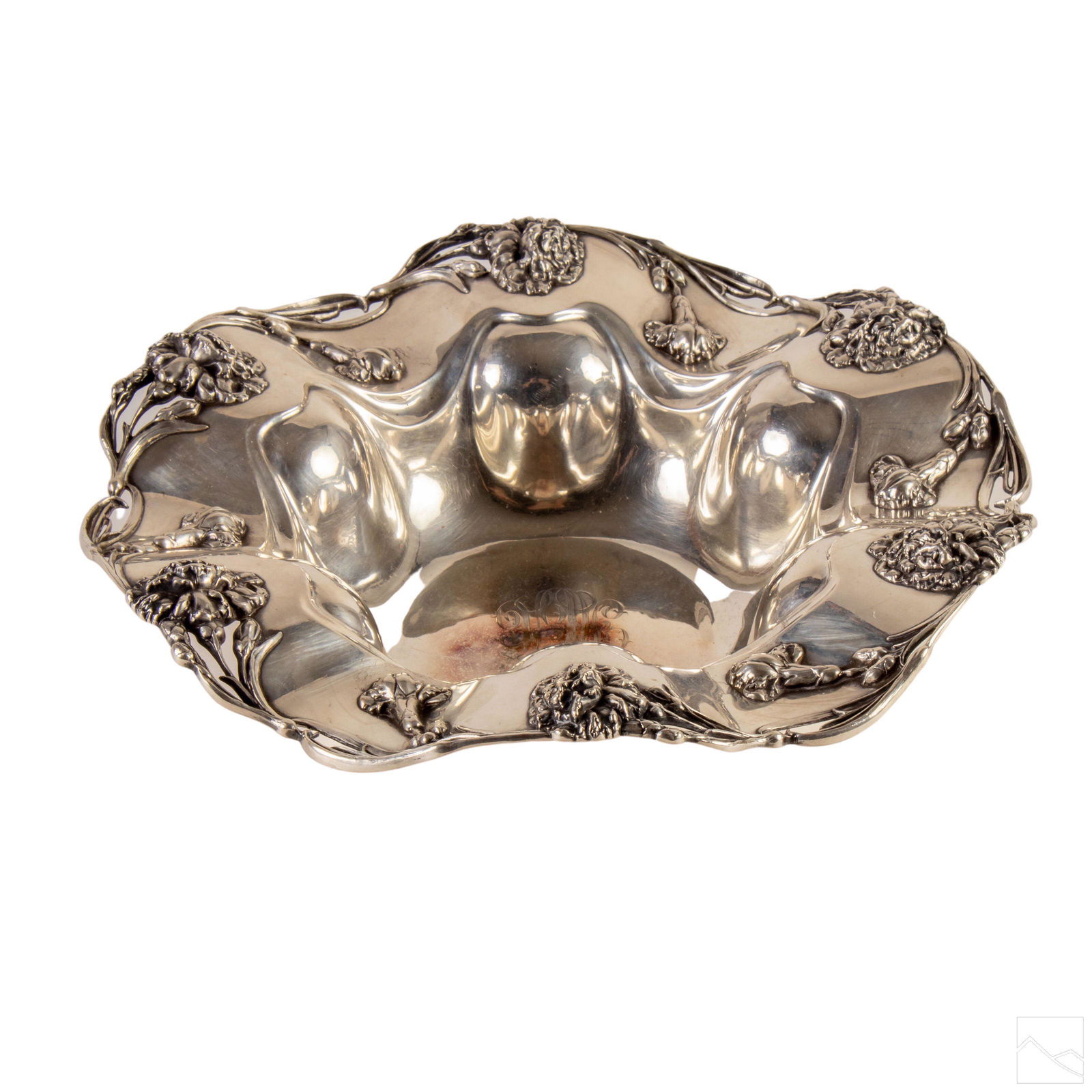 Wallace Sterling Silver Floral Repousse Bowl 472g (1 of 5)