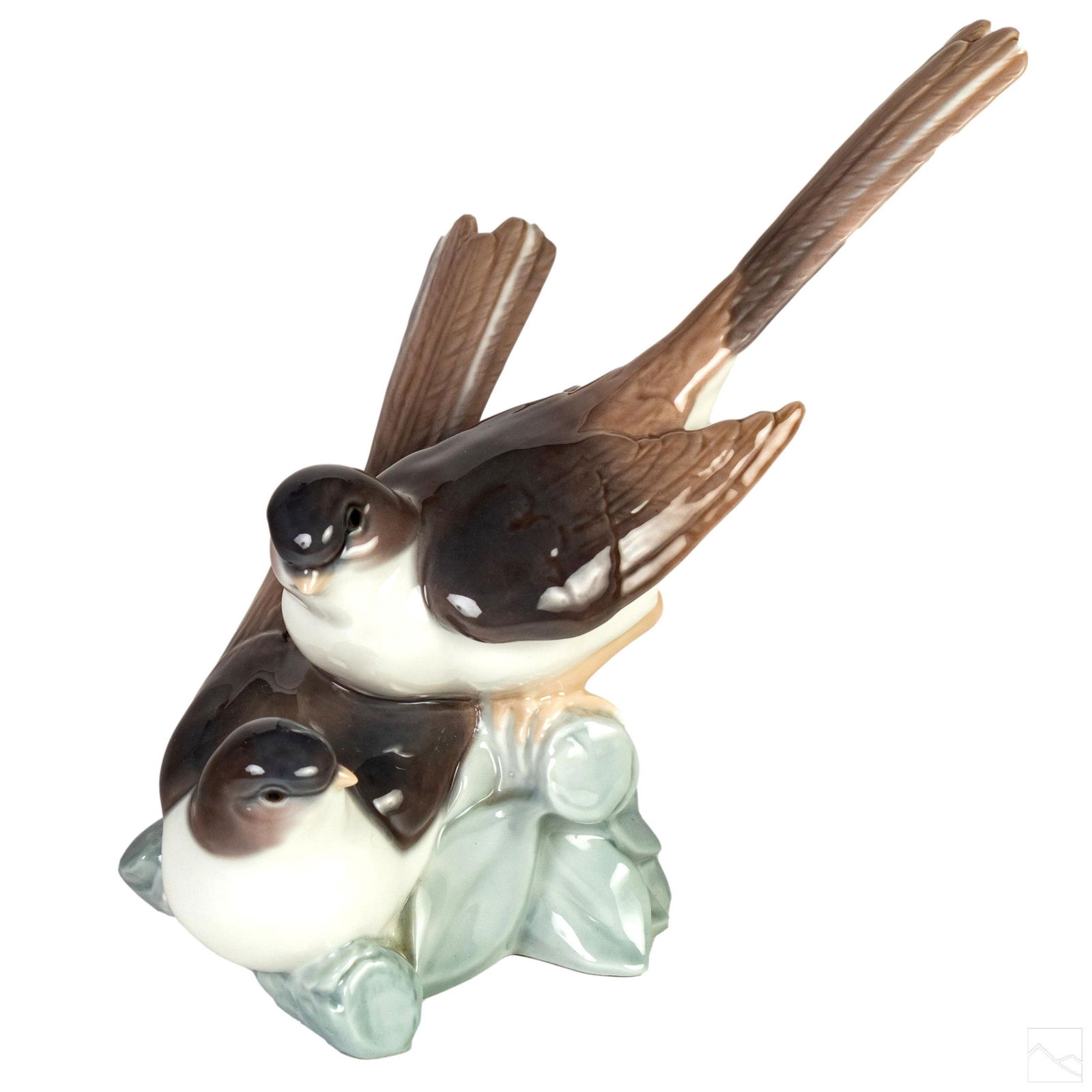 Lladro Spanish Porcelain Bird on Branch Figurine: Crafted of fine quality Spanish porcelain. A double bird design resting on a branch. Decorated in soft gray and blue tones. Model number 4667. Signed with Lladro backstamp. Good condition with mild su