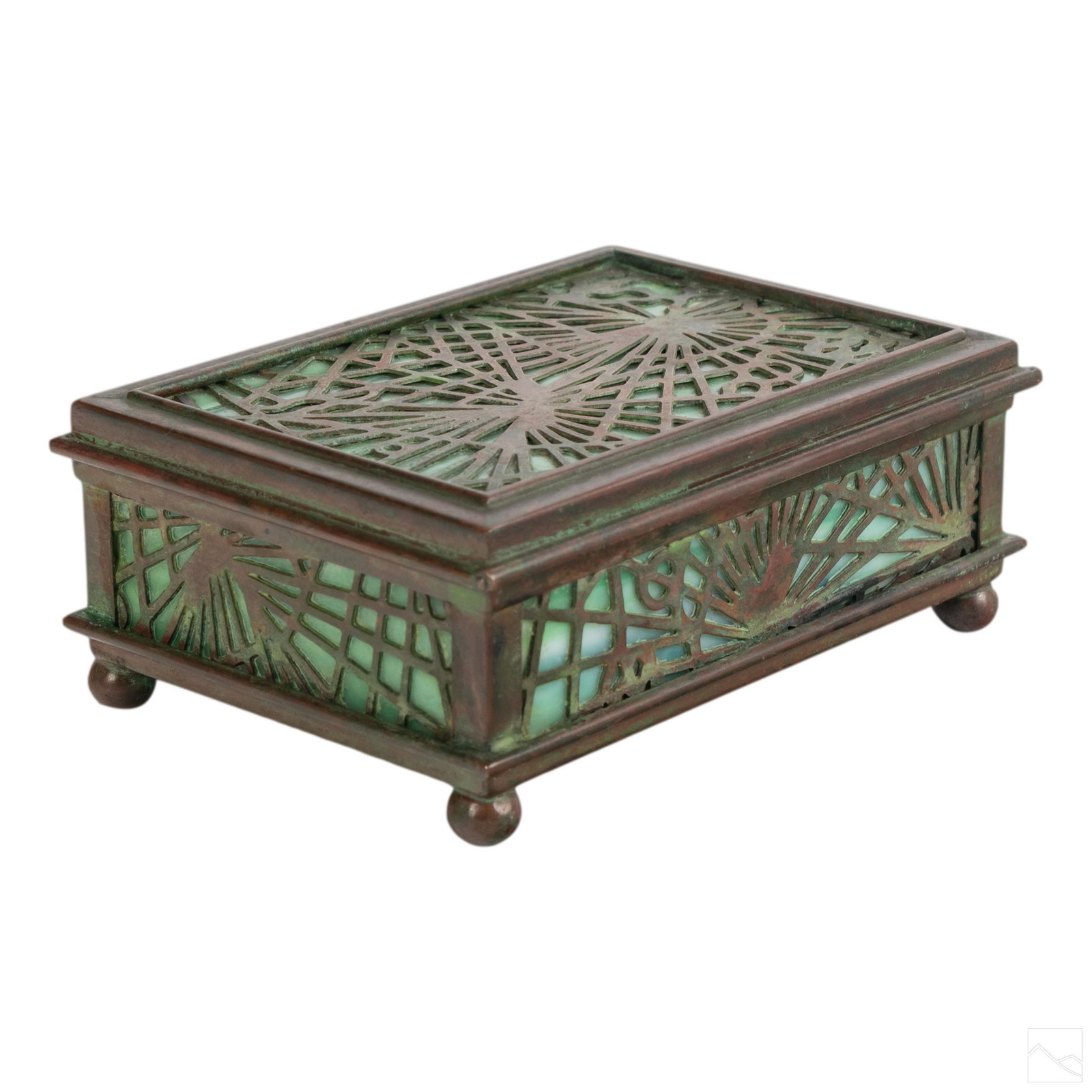 Tiffany Studios Art Nouveau Bronze and Glass Box: Tiffany Studios art nouveau "Pine Needle" pattern lidded utility box. Features bronze over green slag glass. Signed Tiffany Studios New York #800. SHIPPING Hill Auction Gallery will offer in-house con