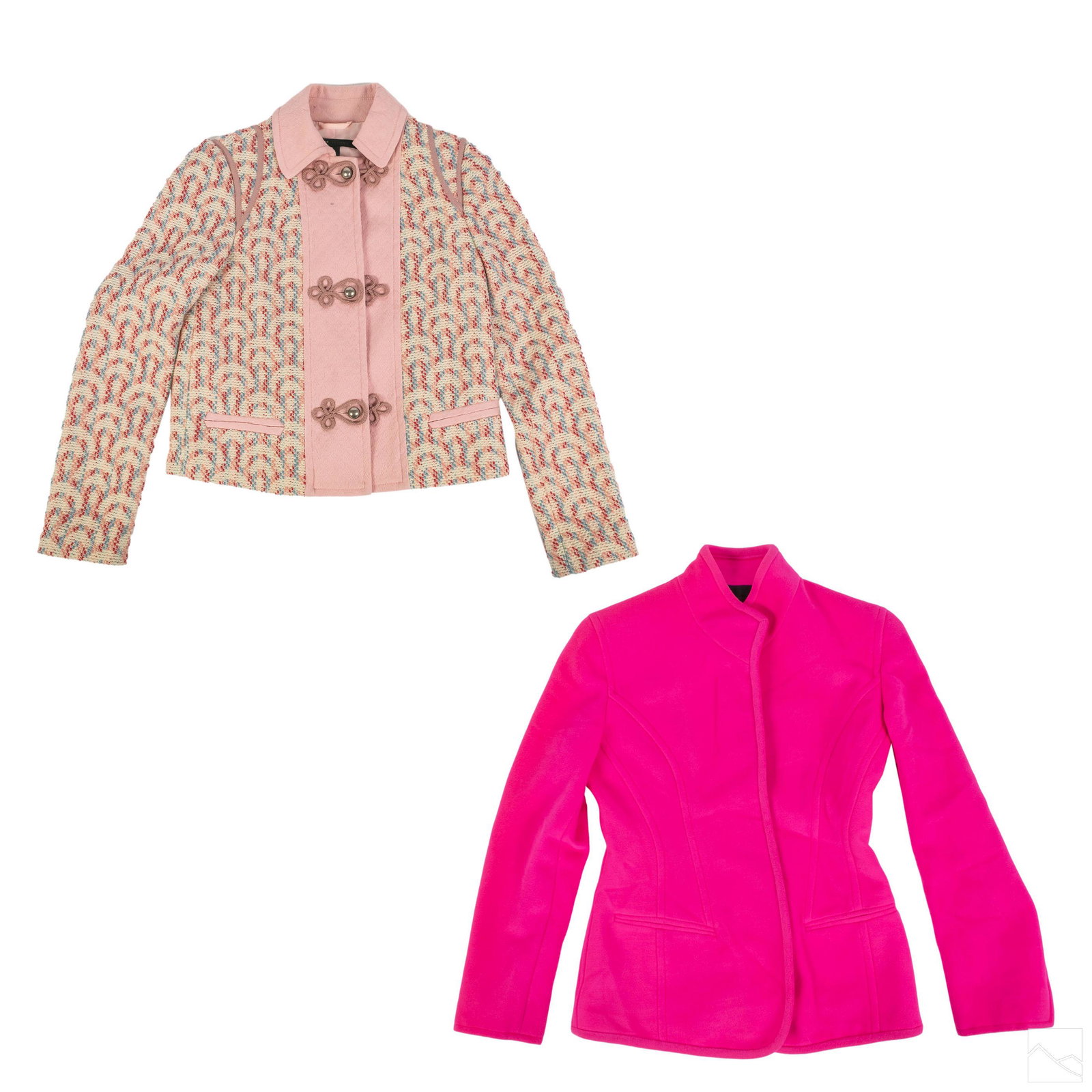 Donna Karen & Marc Jacobs Ladies Jackets Group Sm: Collection of two pink designer ladies jackets. Includes (1) Donna Karen hot pink wool ladies dress blazer. Size 4. Measures approximately 26 in. long, 36 in. bust, 24 in. sleeve. (1) Marc Jacobs pink