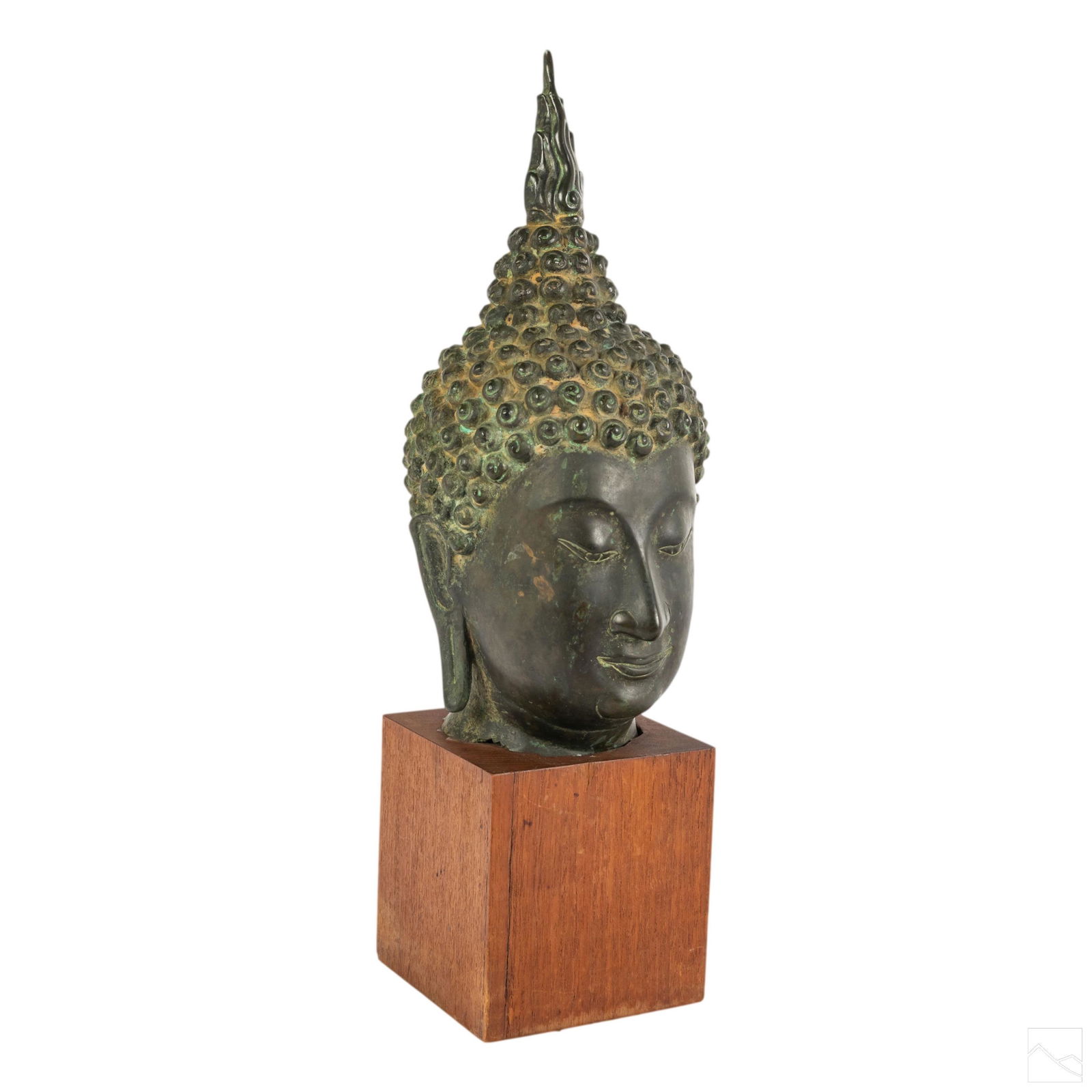 Chinese Antique Bronze Buddha Head Bust Sculpture: Antique Chinese bronze Ayuthia, Ayutthaya head statue. Fixed to fitted wood plinth. SHIPPINGHill Auction Gallery will offer in-house continental USA shipping for $85 plus insurance. Gallery will refer