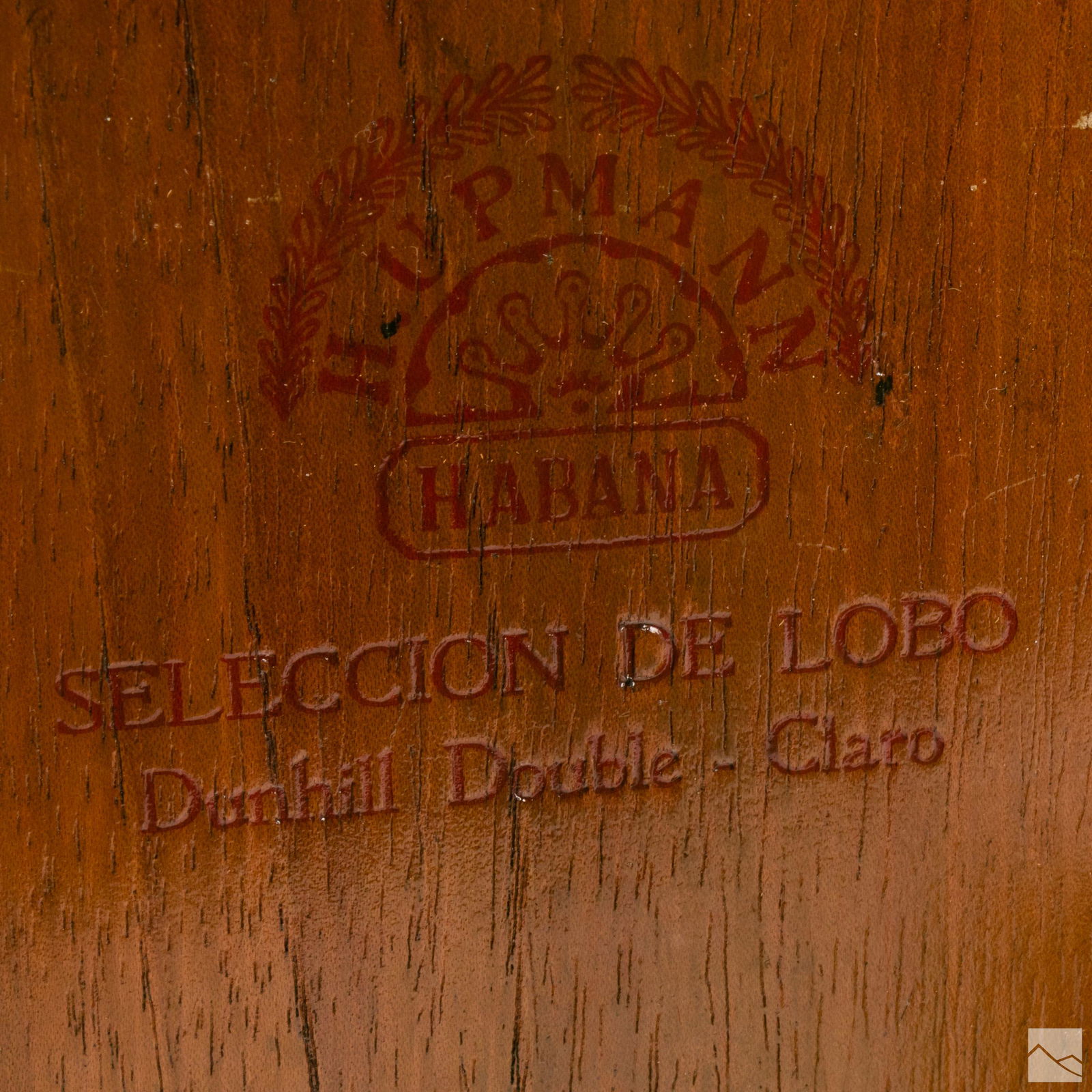 Dunhill Wood Seleccion De Lobo Cuban Cigar Cabinet