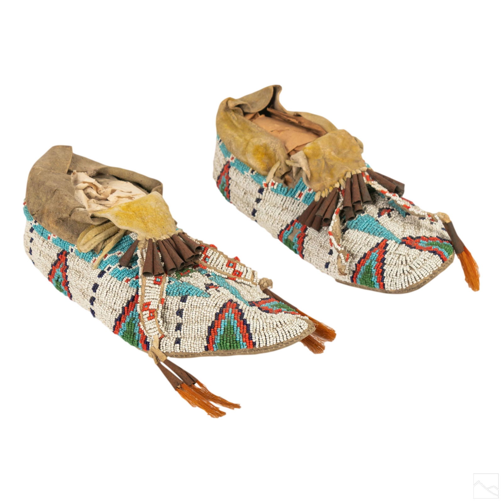 Native American Indian Lakota Sioux Bead Moccasins (1 of 9)