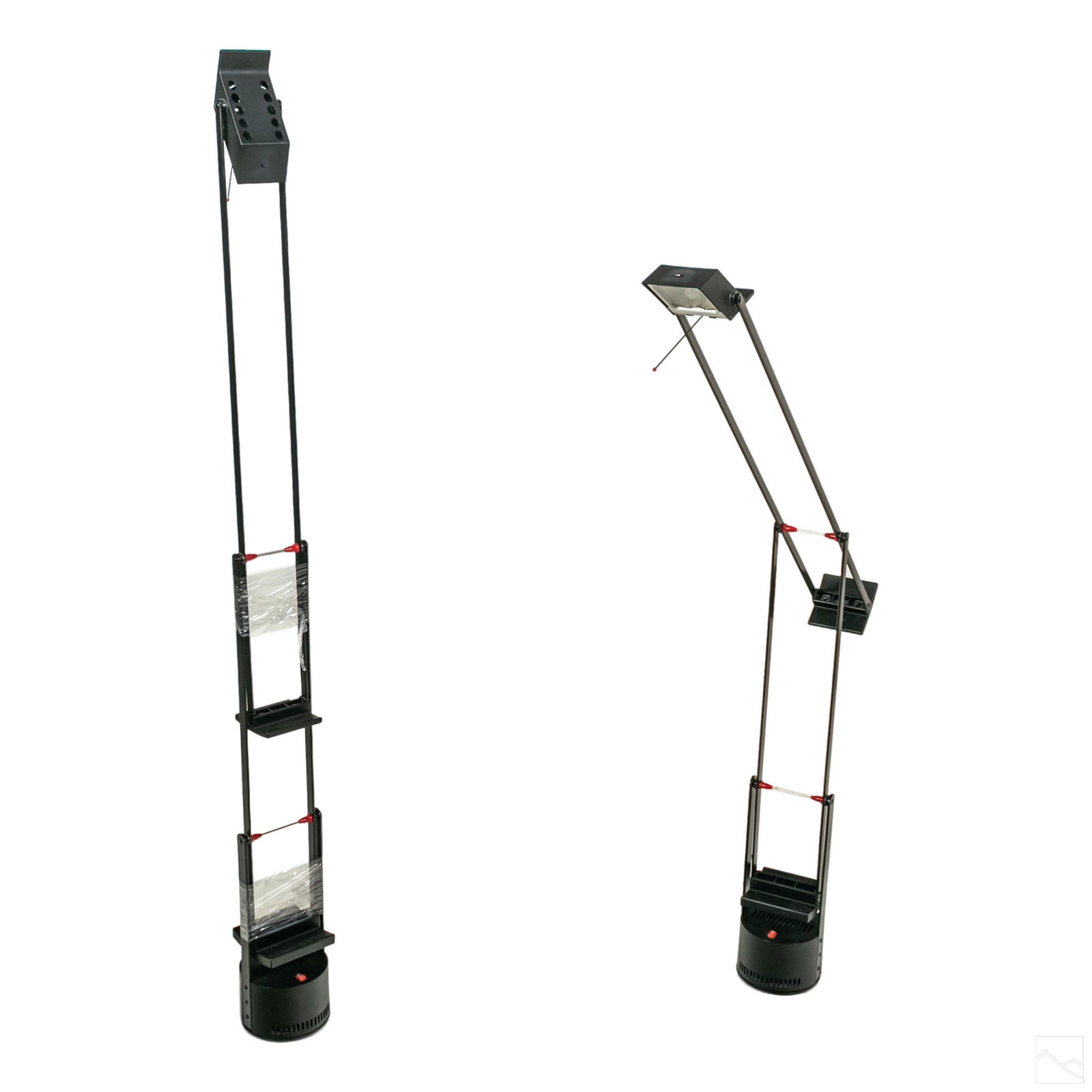 Richard Sapper For Artemide Tizio Desk Lamps Pair: Pair of Italian Retro 1980s Tizio desk lamps by Artemide Modello. Designed by Richard Sapper (1932-2015). Built with two counterweights allowing user to direct the light at will. Adjusting with pull o