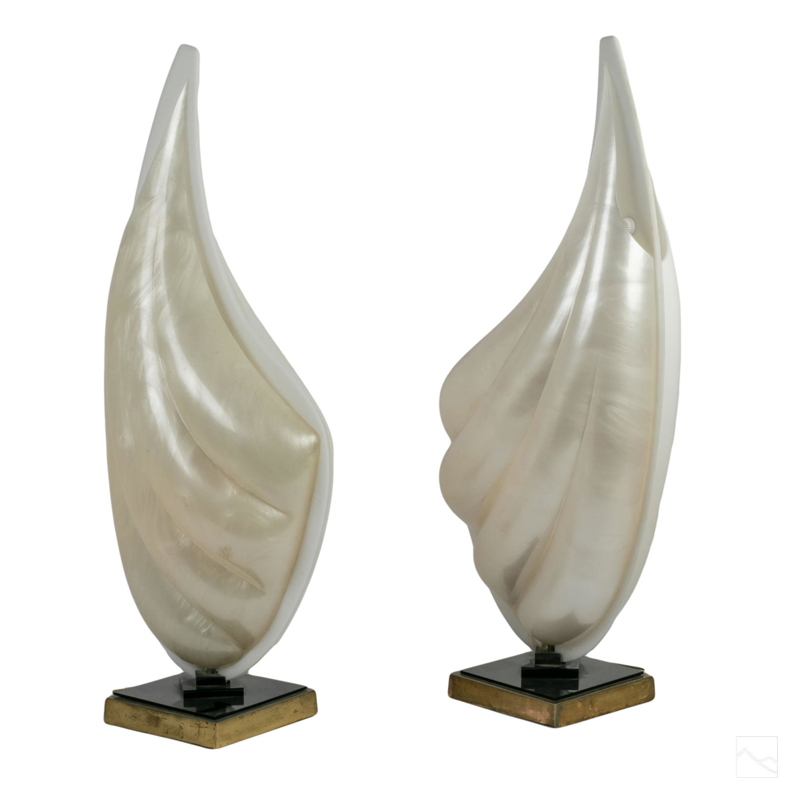 Roger Rougier Modern White Clam Shell Table Lamps (1 of 6)