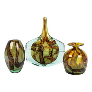 Mdina Earthtones Modern Studio Art Glass Vases LOT: Wonderful estate collection of three signed Mdina art glass vases. This pattern was originally known as Earthtones, later versions as Earth. Featuring amber and clear swirling glass. Lot includes (1)