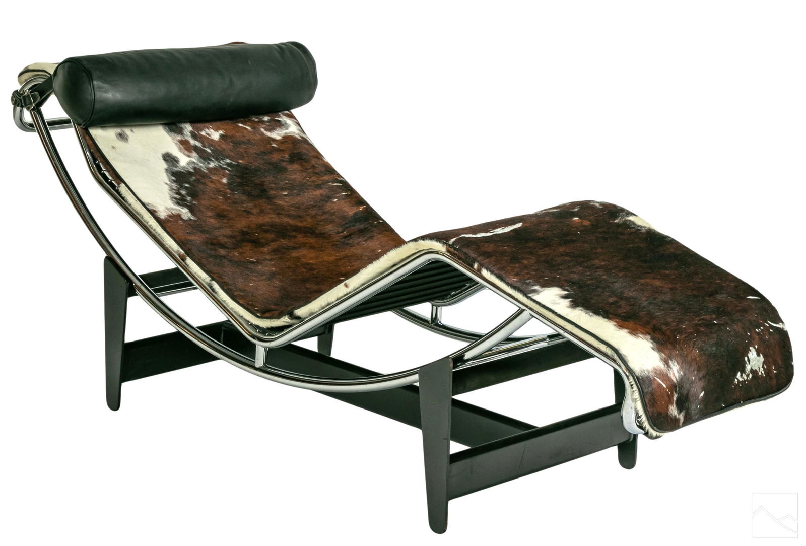 Le Corbusier (1887-1965) LC4 Chaise Lounge Chair (1 of 8)