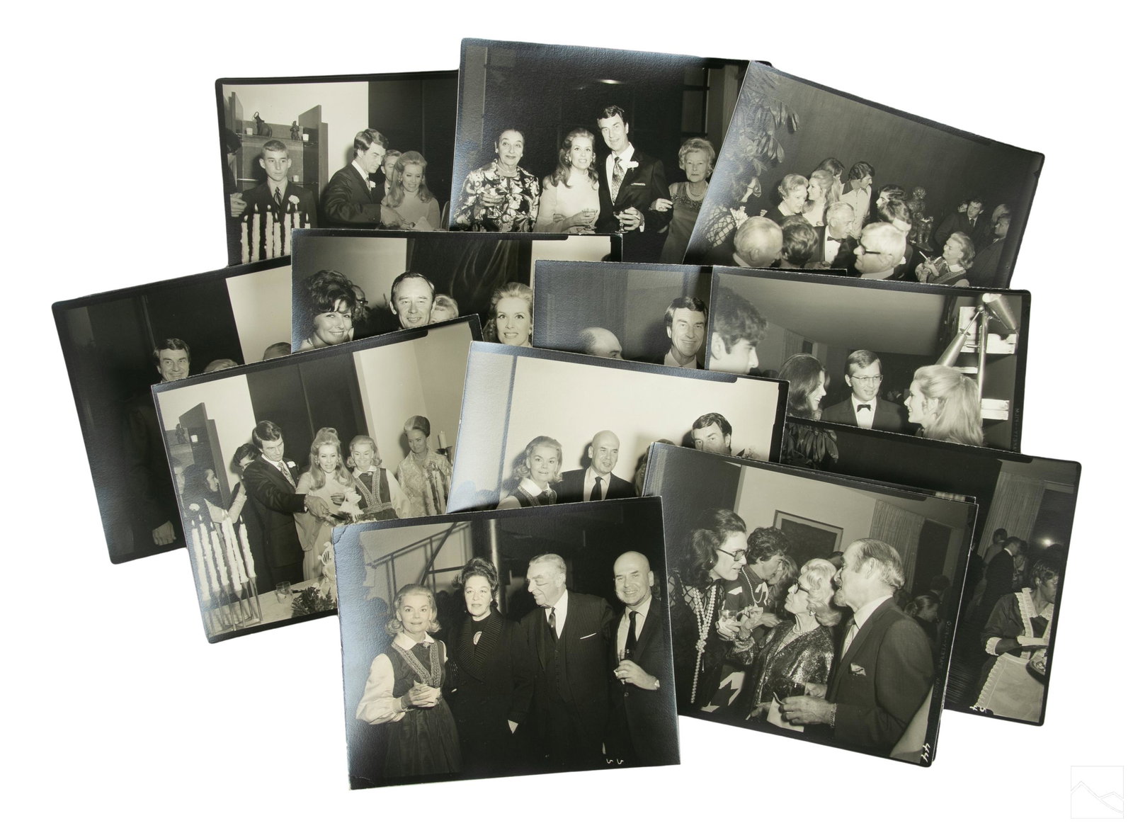 Sally Ann Howes Photos of a Life of Acting & Films: A treasure trove of personal and professional black and white photographs and other memorabilia, recalling the life of British actor Sally Ann Howes. Includes press clippings, approximately three doze