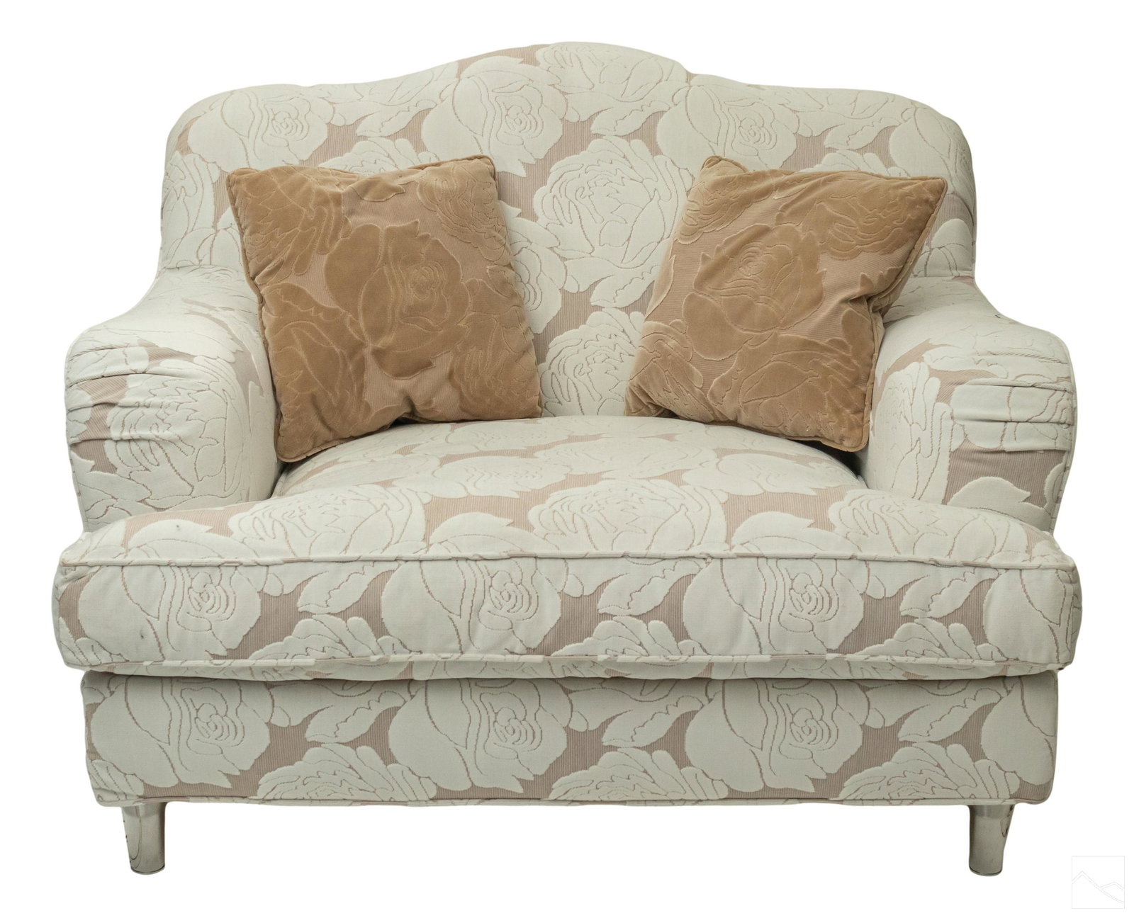 Leo Cavalli Visionnaire Home Upholstered Arm Chair: Custom upholstered oversized armchair by Leo Cavalli for Visionnaire Home Philosophy. Large chair and a half size. White floral design with sloping arms and back. Label on bottom. SHIPPING HILL AUCTIO