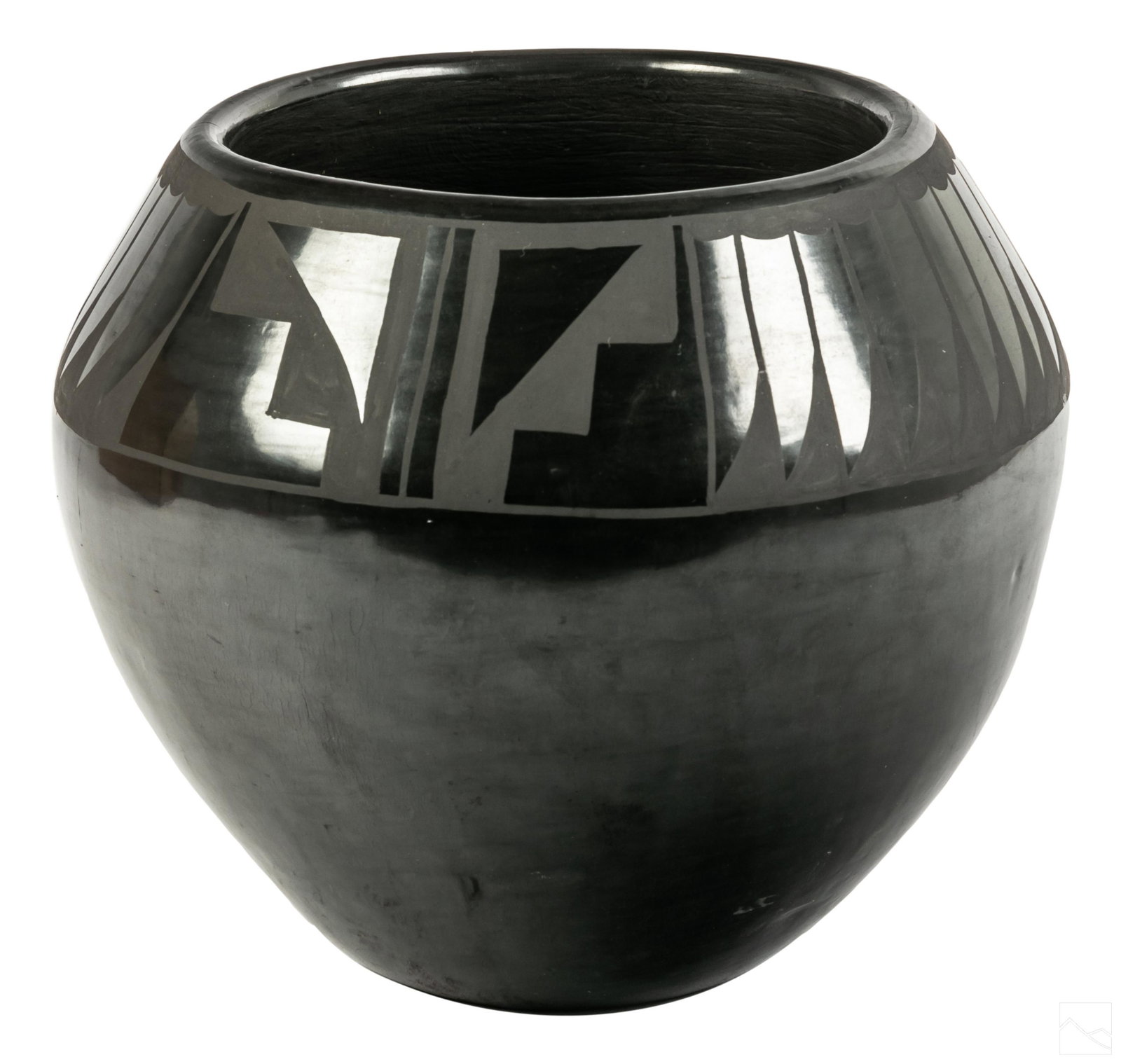 Nicolasa Naranjo Santa Clara Pueblo Blackware Pot (1 of 4)