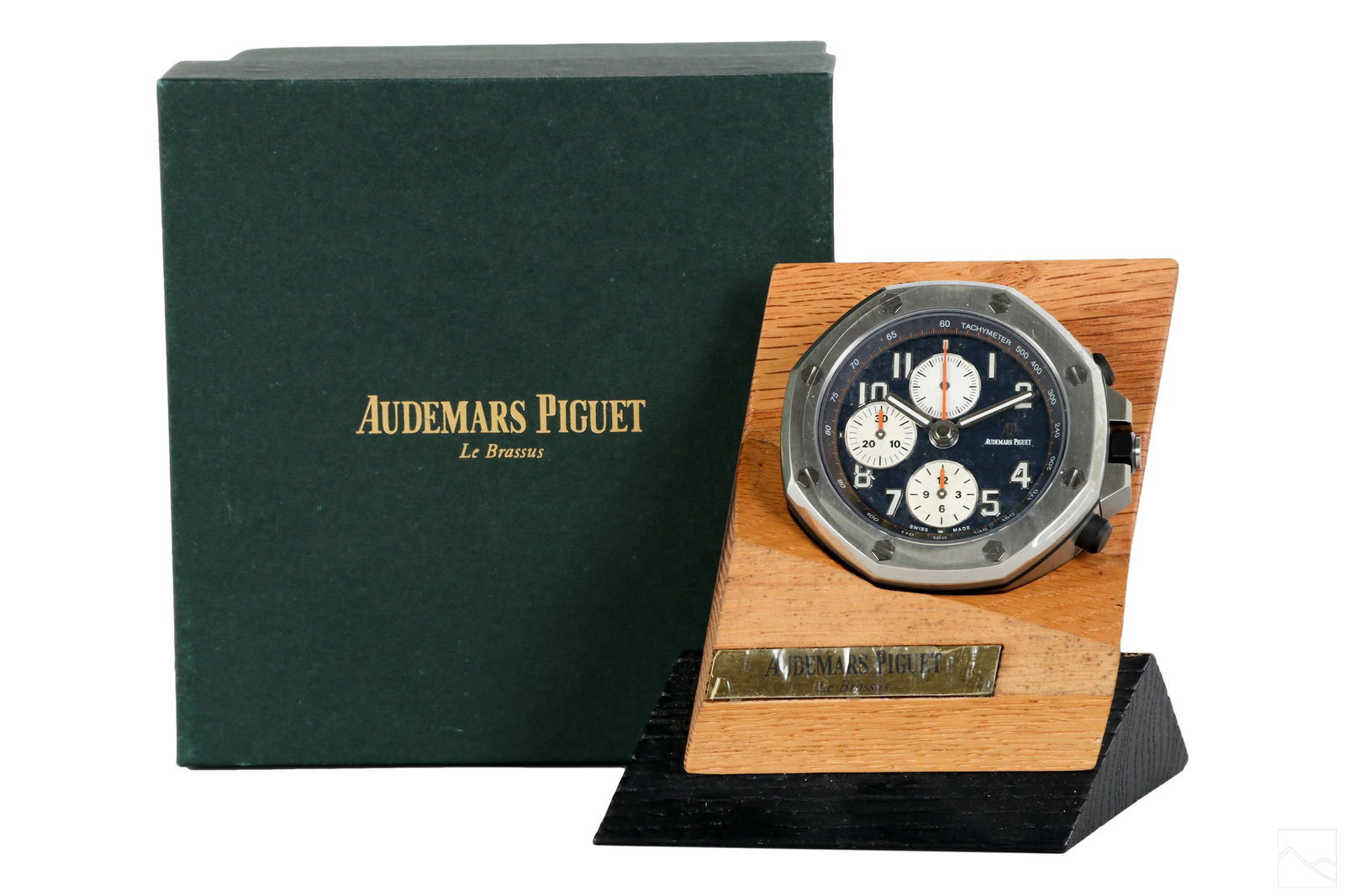 Audemars Piguet Royal Oak Offshore Desk Clock (0033) on Jan 25, 2023
