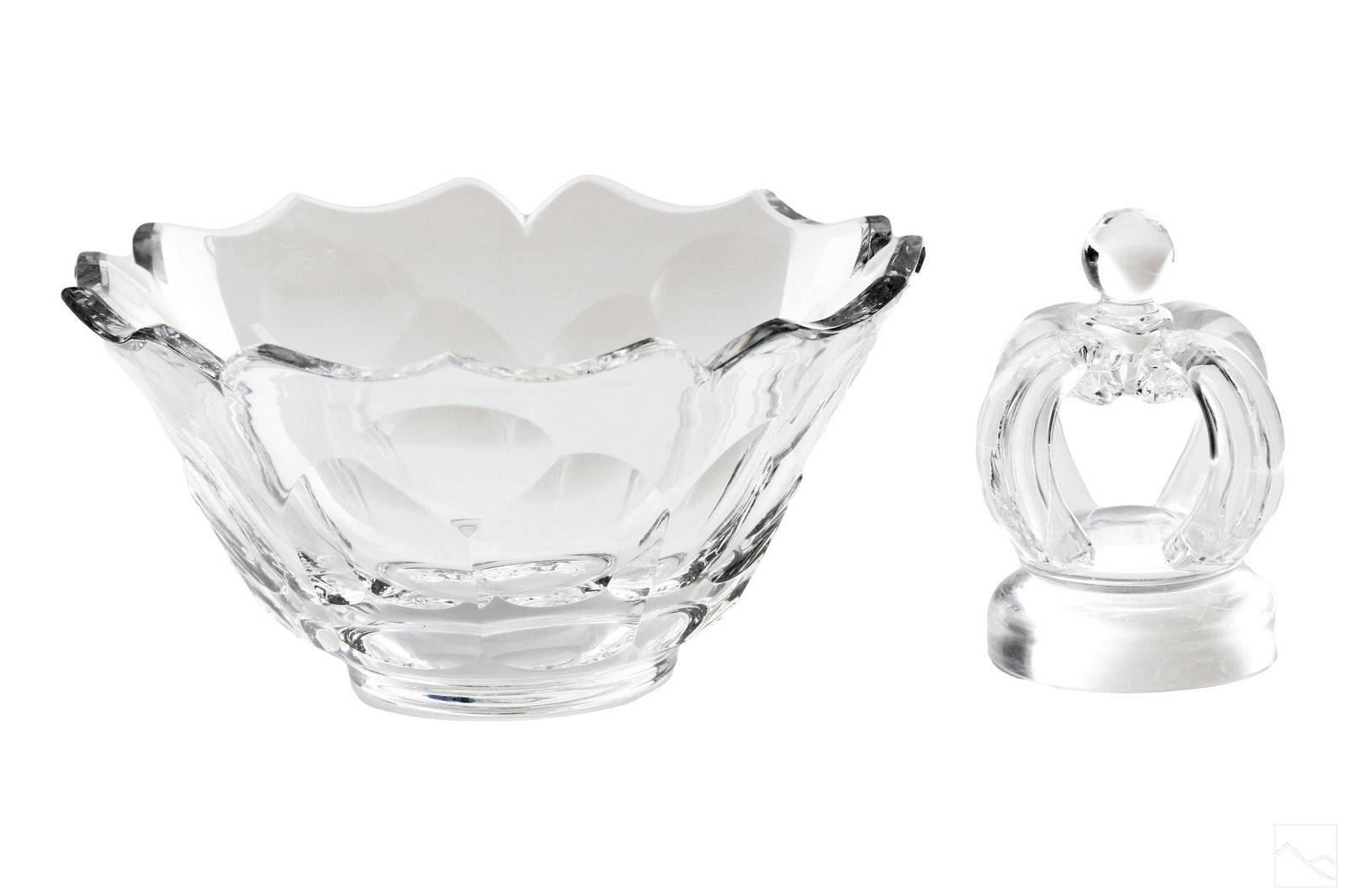 Cartier Crystal Bowl & Steuben Paperweight Statue: An estate collection with two crystal pieces. Includes: one (1) Cartier French crystal bowl, Modernist design with scalloped edge and circular base with CARTIER etched to underside (4" x 8" x 8"); and