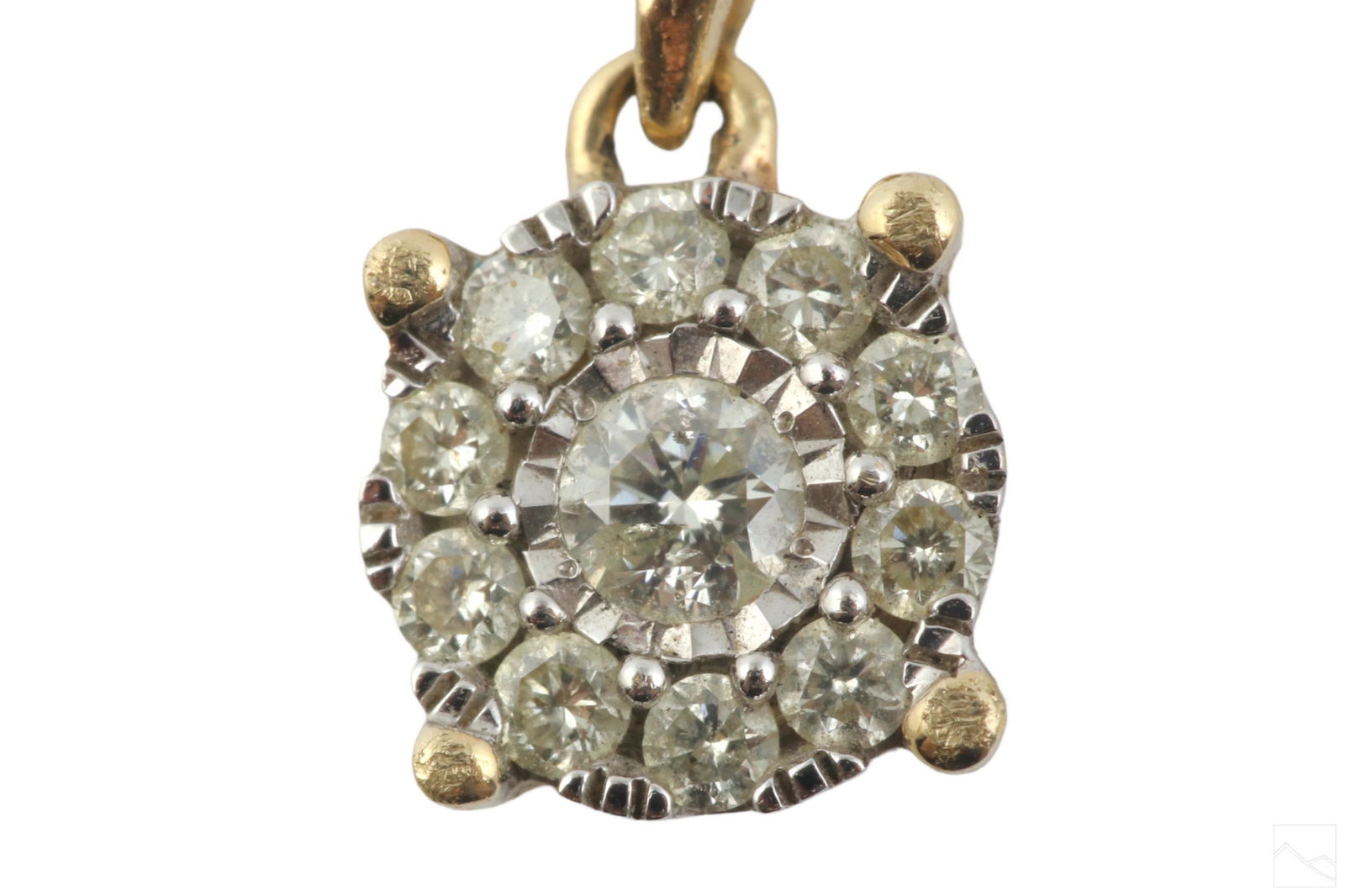 14K Gold .15 CTTW Diamond Crosshair Charm Necklace (1 of 7)