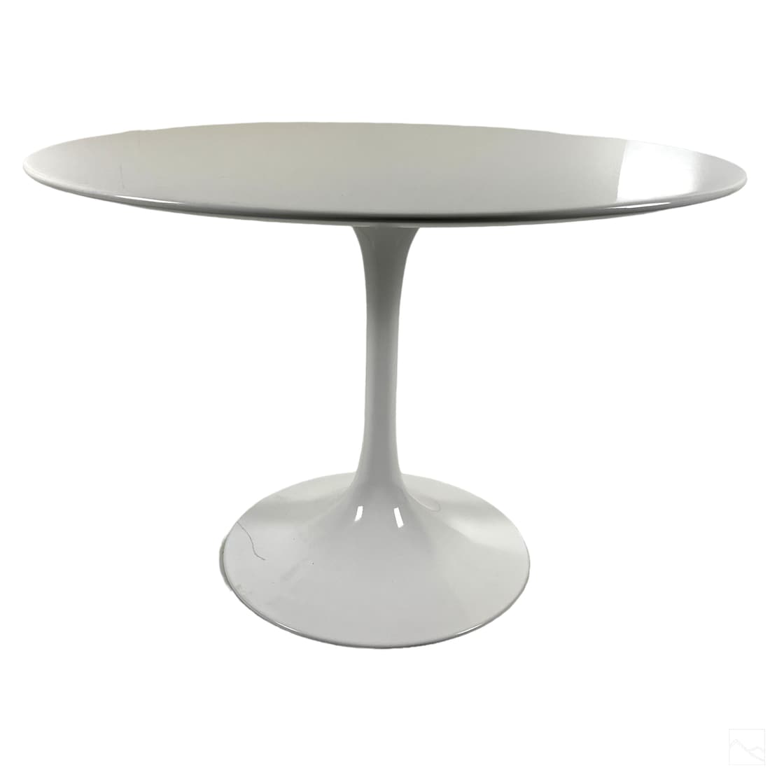 Modernist White Tulip Dining Table after Saarinen (1 of 4)