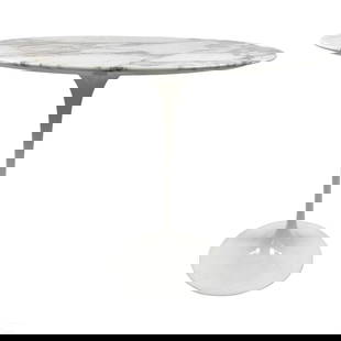Knoll Eero Saarinen Marble Tulip Accent Side Table: A Knoll Tulip Table with marble top and composition base. Modernist design produced circa 2006 to commemorate the 50th anniversary of the table's original design for Knoll by Finnish-American architec
