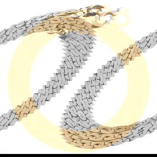 Italian 14K Gold Designer Ladies Link Necklace 9g.: An Italian designer 14k yellow gold flat curb link necklace. Fine workmanship. Delicate 2mm width. Spring clasp closure. Small medallion between chain and clasp marked 14k Italy. Total approximate wei