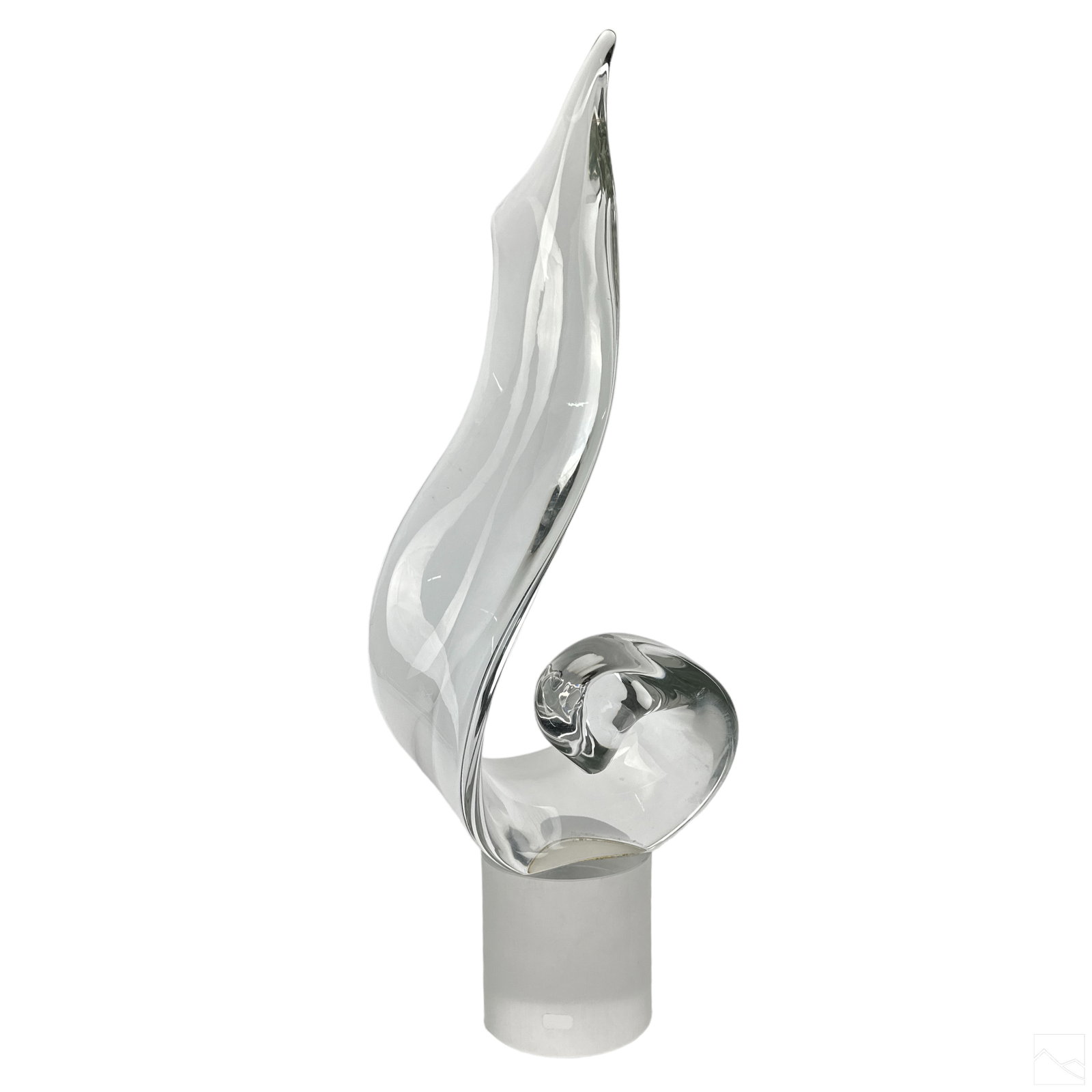 Murano Elio Raffaeli Modernist Art Glass Sculpture: A Murano statue produced for Oggetti Art Glass in the manner of Elio Raffaeli (born 1936). Crafted of clear Italian art glass. A Mid Century Modern work depicting an abstract scrolling wave form. No a
