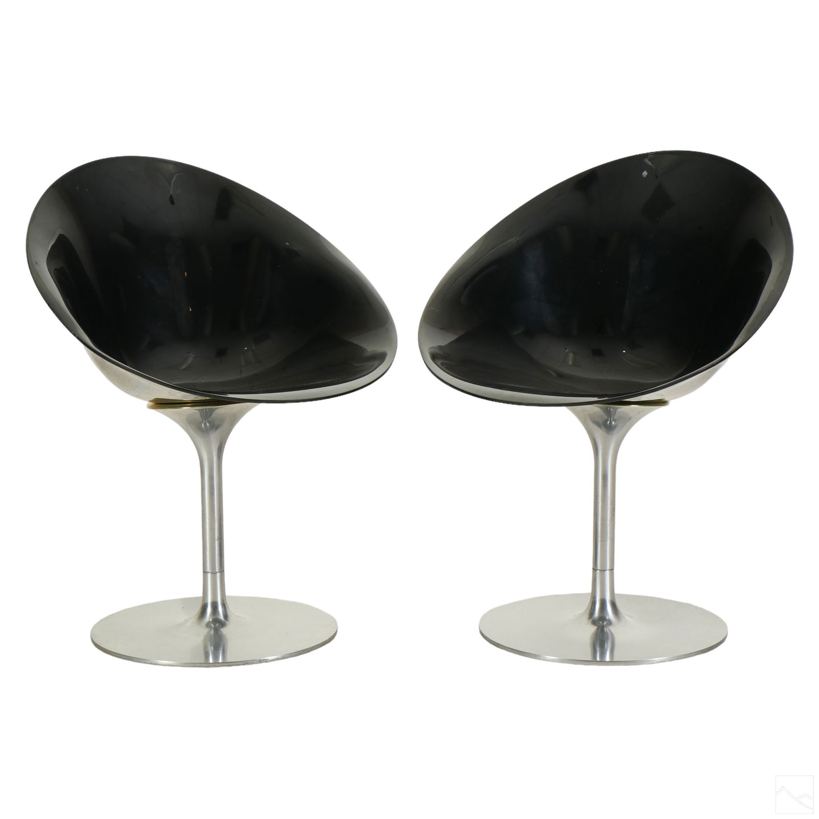 Kartell Philippe Starck Eros Modern Accent Chairs: A pair of Eros Italian accent chairs designed for Kartell by French industrial architect and designer Philippe Starck (born 1949). Elegant Modernist polished black polycarbonate seats perched atop pol