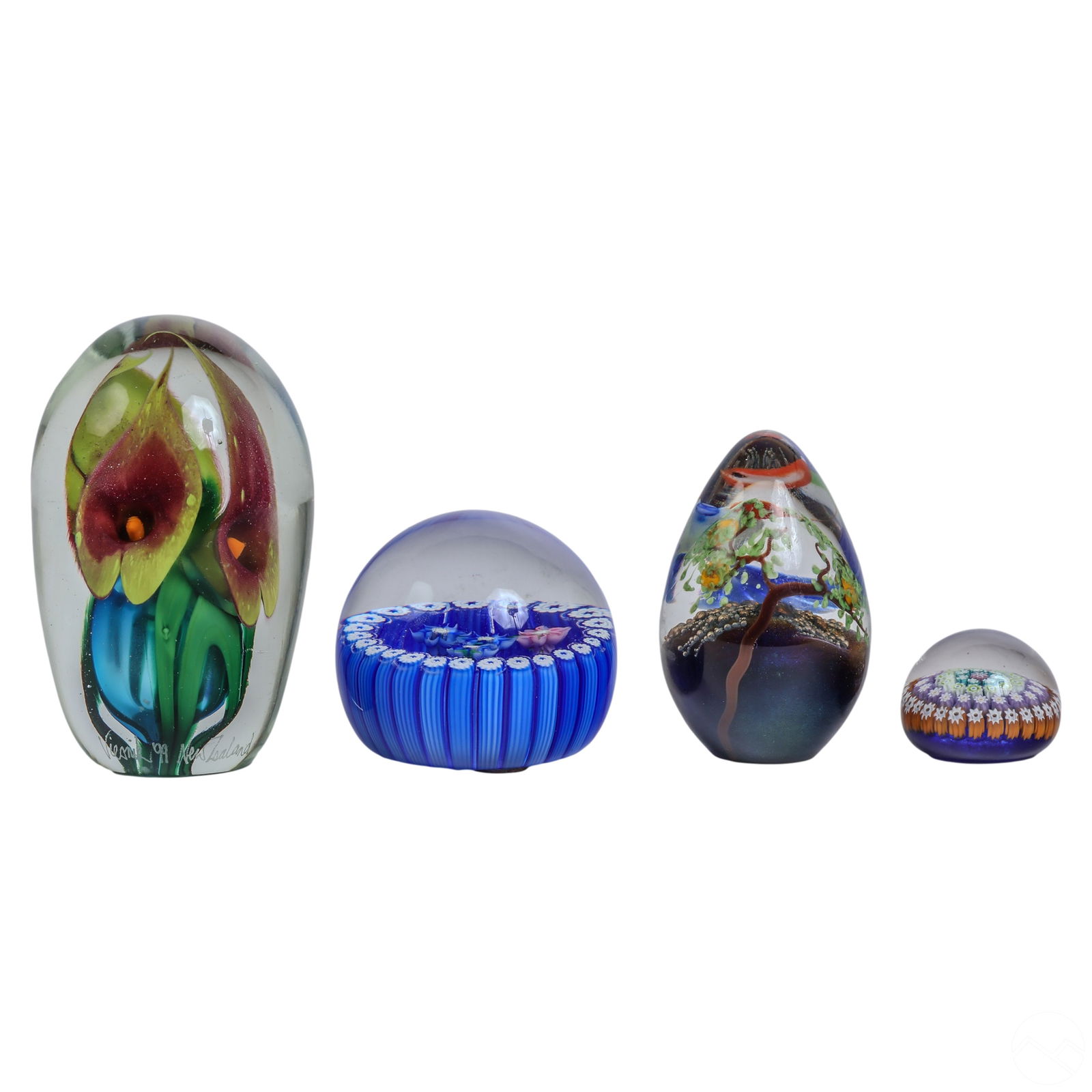 Scottish New Zealand & American Glass Paperweights (1 of 10)