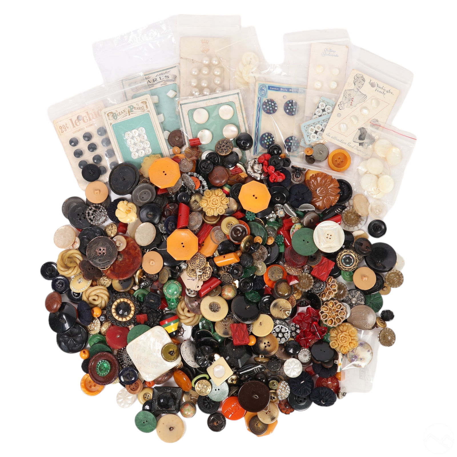 Antique Jet Glass Bakelite Mixed Button ESTATE LOT (1 of 3)