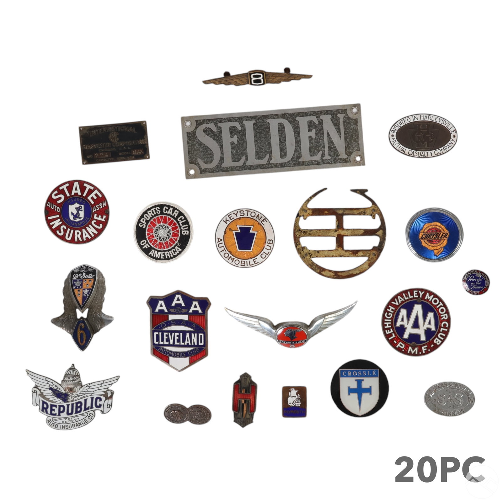 Automobile Vintage Plaques Badges Emblems 20pc LOT (1 of 6)