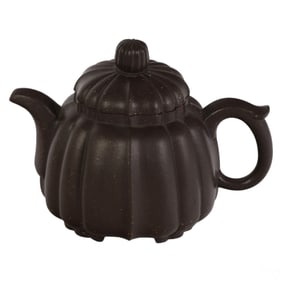 Chinese Gu Zhongnan Yixing Pottery Teapot SIGNED