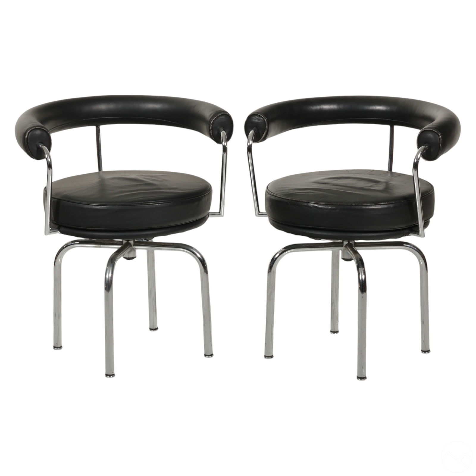 Pair of Le Corbusier LC7 Tournant Fauteuil Chairs (1 of 5)