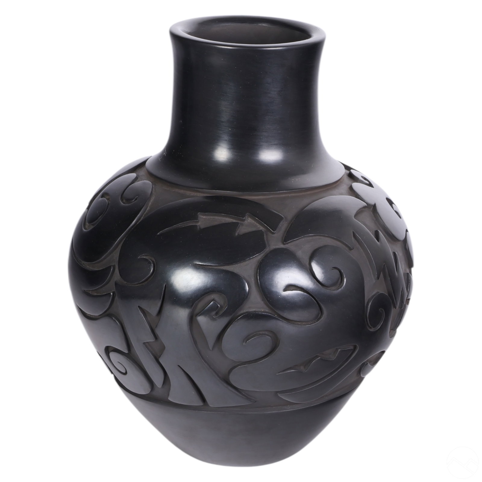 Linda Cain b.1949 Santa Clara Blackware Pottery (1 of 7)