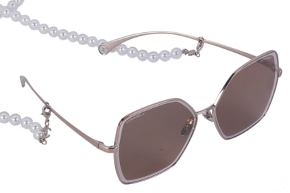 Chanel Designer Sunglasses with Pearl Chain & Case