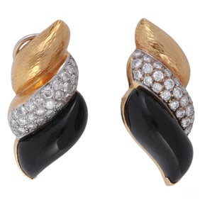 18k Gold 1.5 CTTW Diamond Black Onyx Pair Earrings