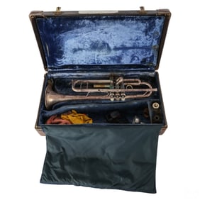 Bach Stradivarius Model 37 Vintage Trumpet w/ Case