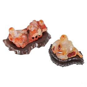 Chinese Carved Carnelian and Agate Buddha 2pc LOT