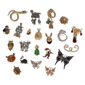 KJL Carnegie Napier Designer Costume Brooch 22 LOT