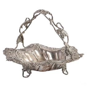 Sterling Silver Grape Motif Brides Basket 1,018gr.
