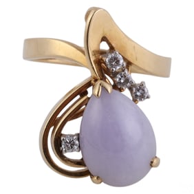 18k Yellow Gold Diamond and Lavender Jade Ring 7g