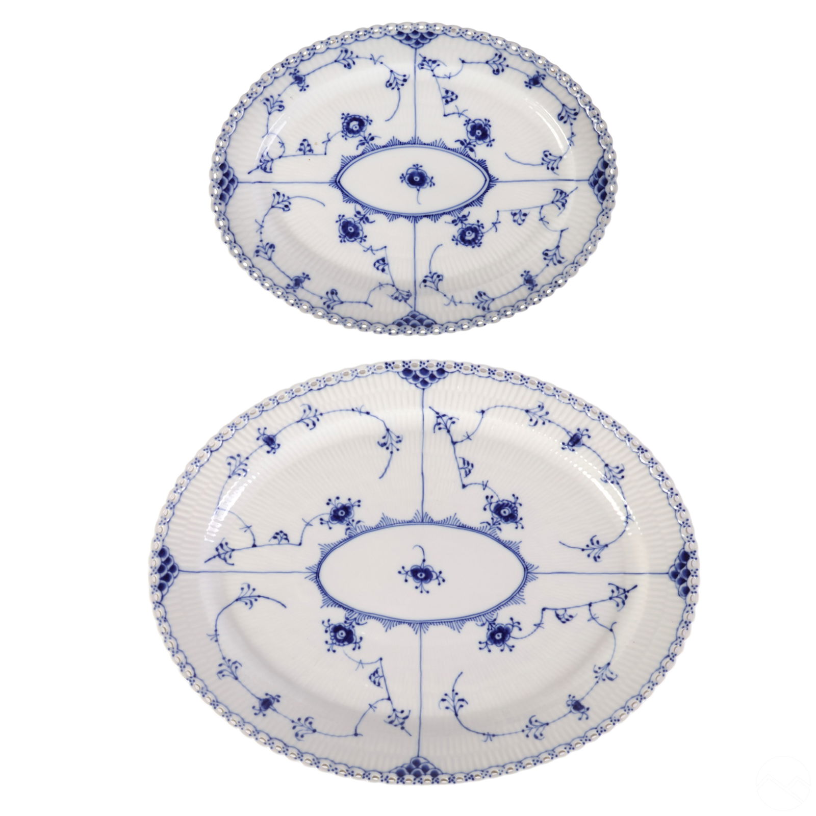 Royal Copenhagen Blue Fluted Full Lace Platter 2PC (1 of 13)