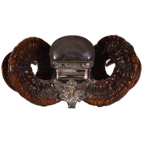 Antique Natural Ram Horn and Silver Snuff Mull Box