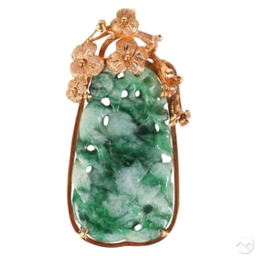 18k Yellow Gold Carved Jade Plaque Pendant 12.9g.